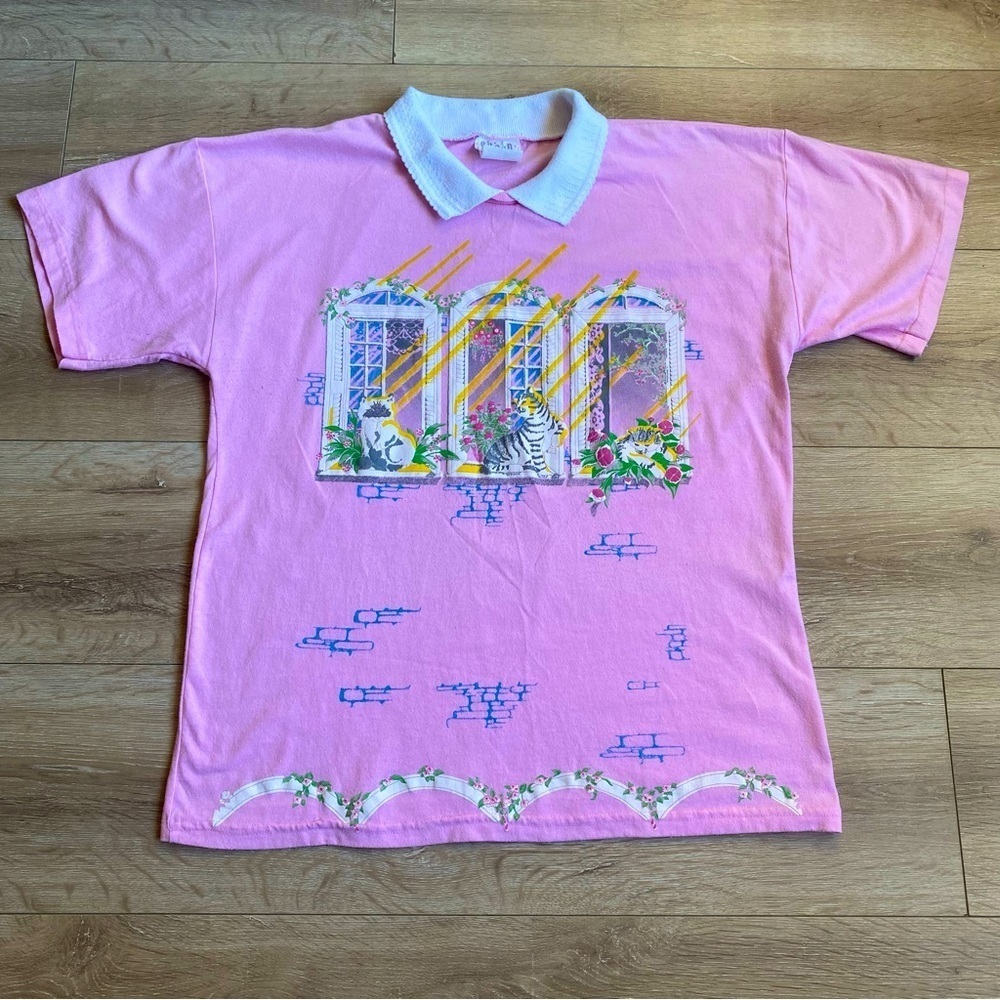 Vintage teeshirt kitty cats in the window floral cottagecore made by scoop